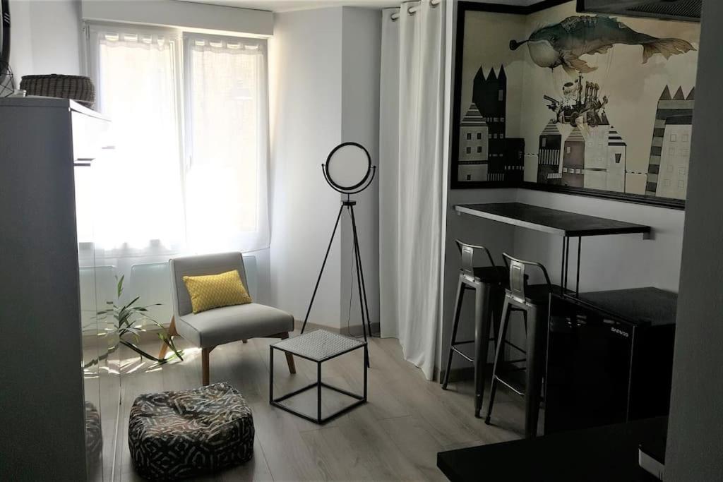 Studio Au Coeur De L'Hyper Centre Caen Dış mekan fotoğraf